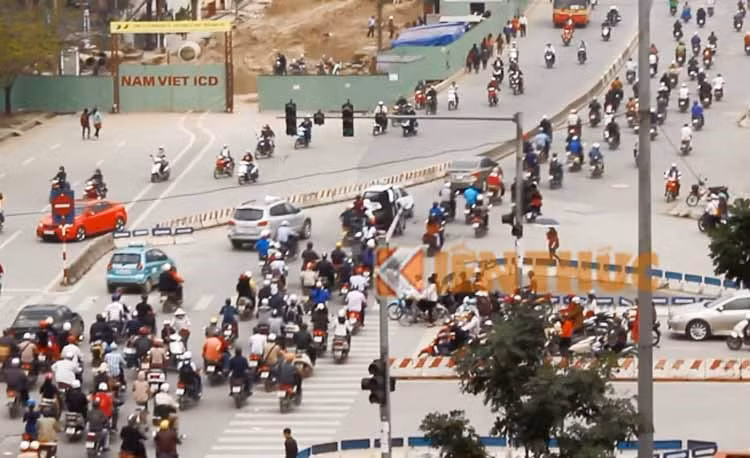 Đường Trường Chinh hơi cong so với quy hoạch ban đầu.