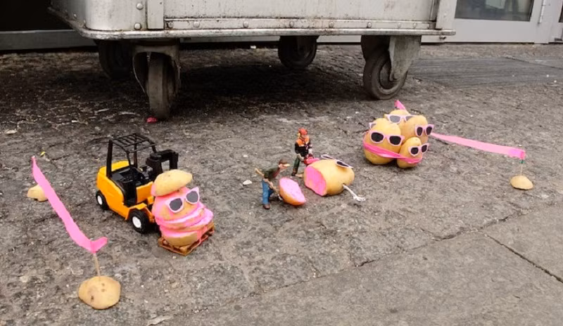 Sau cuộc hỗn chiến thì luôn có kẻ bị thương và bị bắt