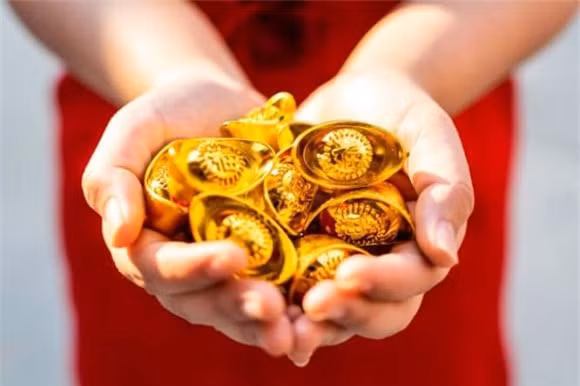 Bat ngo voi ly do nguoi xua luon dung rang de thu vang