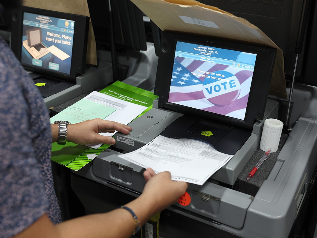 Soi công nghệ kiểm phiếu bầu Tổng thống Mỹ - Hình 4 Soi cong nghe kiem phieu bau Tong thong My-Hinh-4