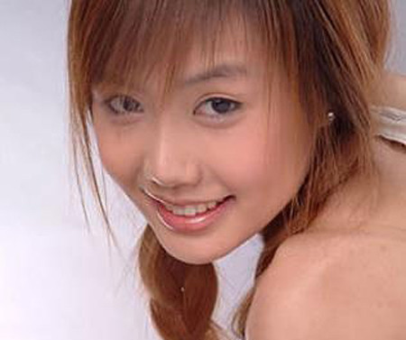 Ca sĩ xấu số Vương Bối.