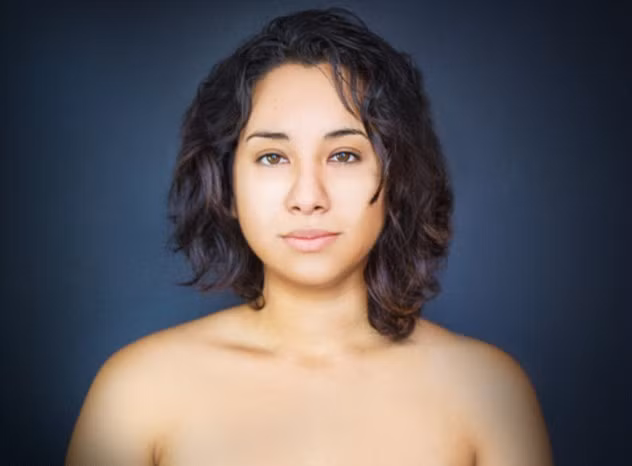 Hà Lan. Đôi môi mỏng hơn, da cũng sáng hơn.