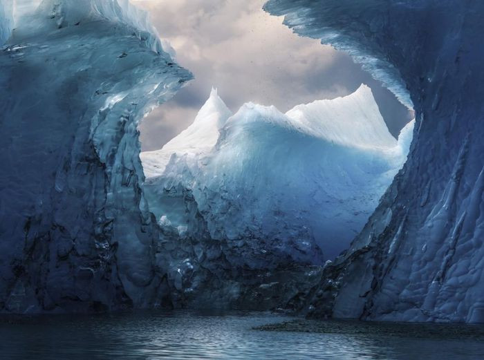 Dãy núi băng ở Đông Nam Alaska.