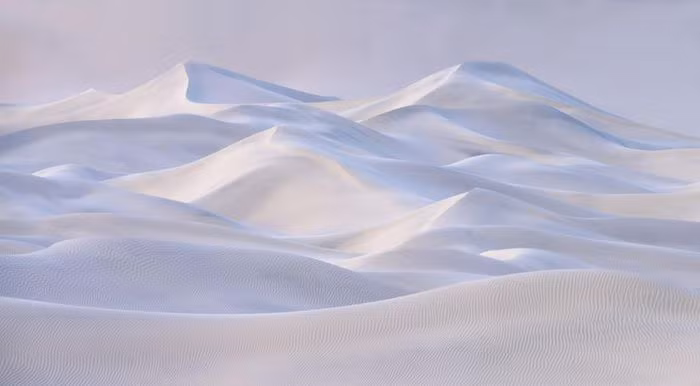 Sa mạc trong Công viên Quốc gia Thung lũng chết ở California, Mỹ.