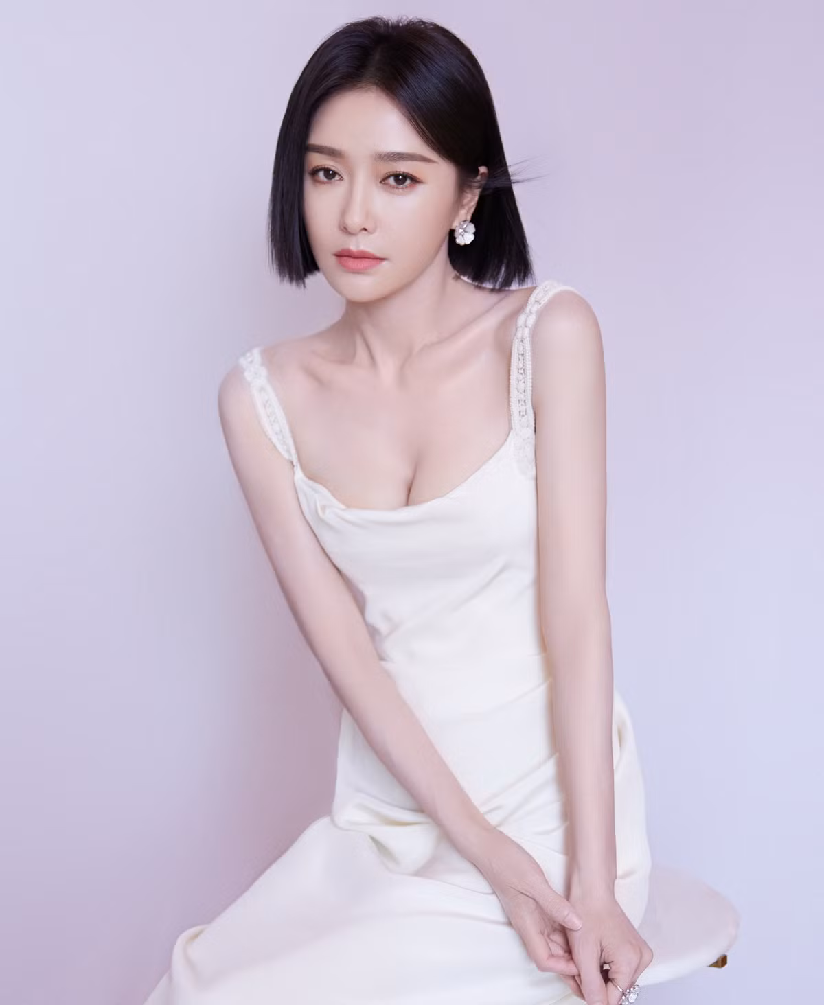 Tần Lam cho biết vẫn chưa sẵn sàng để kết hôn và không muốn bị ép buộc lấy chồng.