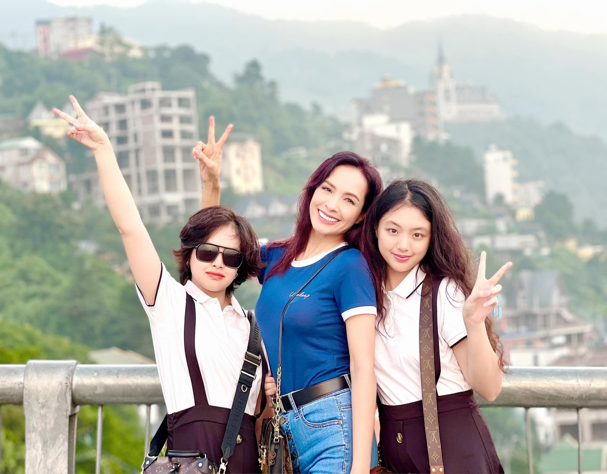 Cả hai hiện tại đang theo học tại trường quốc tế ở TP HCM.