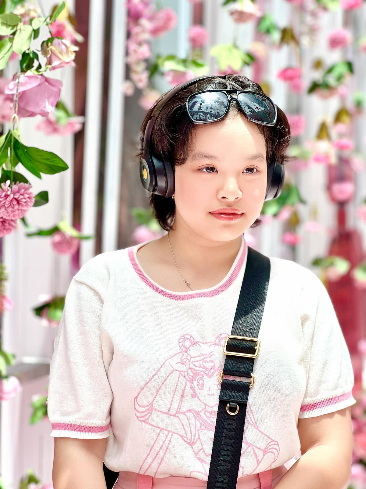 Con gái lớn của Thúy Hạnh Suli năm nay 16 tuổi, rất cá tính, đam mê nghệ thuật, yêu thích thời trang.