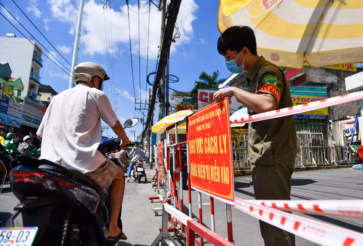 Bien phap chua tung co tien le trong chien dich chong Covid-19-Hinh-5