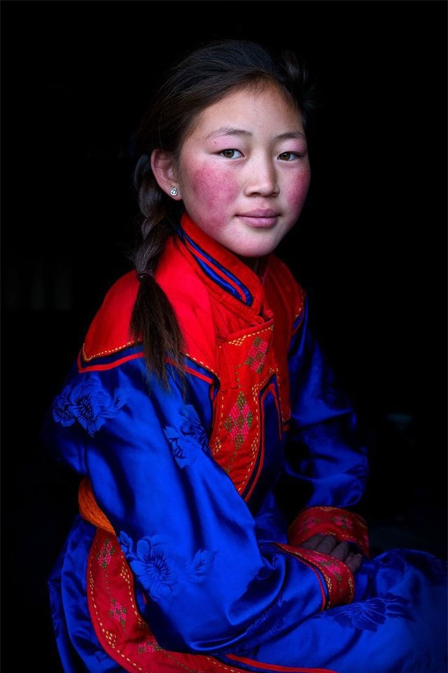 Cô gái Altai Uriankhai đến từ tỉnh Khovd, miền Tây Mông Cổ.