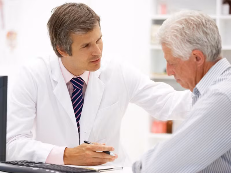 Nhìn chung, khi mới ở giai đoạn đầu, những triệu chứng trên thường khá nhẹ nên người bệnh rất dễ bỏ qua. Dù vậy, bệnh có xu hướng tiến triển nhanh, đặc biệt các cơn choáng, ngất bất ngờ có thể đe dọa tính mạng của bệnh nhân.