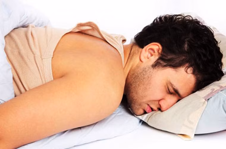 Giới tính. Dù chưa tìm được lời lý giải thuyết phục song thống kê cho thấy tỷ lệ ung thư tuyến tụy ở nam giới phổ biến hơn nhiều so với phụ nữ.