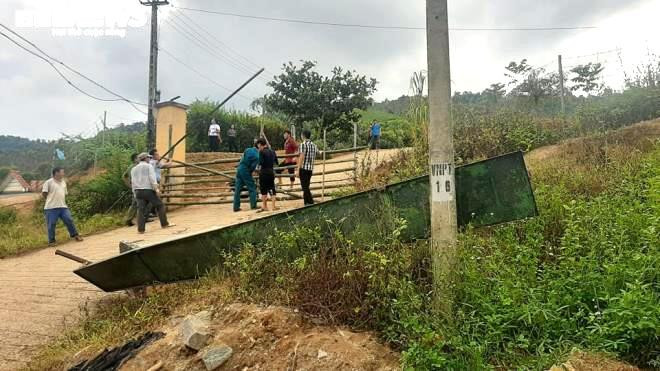 Xac dinh nguyen nhan sap cong truong de chet 3 hoc sinh o Lao Cai