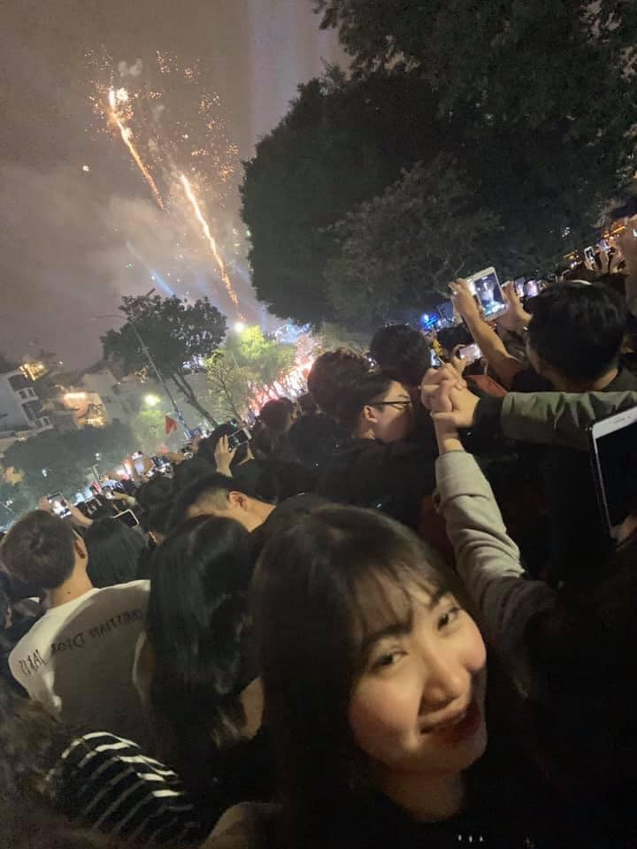 Nhan vat chinh cua khoanh khac co don tot dinh dem Giao thua