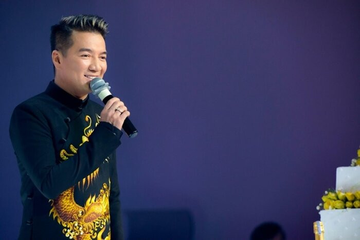 Mẹ ruột của con trai Đàm Vĩnh Hưng: Được chia sẻ 2 năm trước Me ruot cua con trai Dam Vinh Hung: Duoc chia se 2 nam truoc