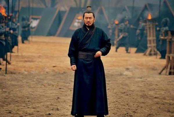  Ảnh hưởng của câu nói: Tích cực: Câu nói này cho thấy sự quyết đoán, bản lĩnh và tinh thần tự lập của Tào Tháo. Nó cũng là một lời nhắc nhở về sự khắc nghiệt của cuộc sống và tầm quan trọng của việc tự bảo vệ mình. 