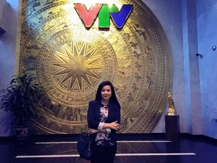 BTV Ngoc Diep: Nguoi than kich liet phan doi, van quyet chia tay VTV-Hinh-2