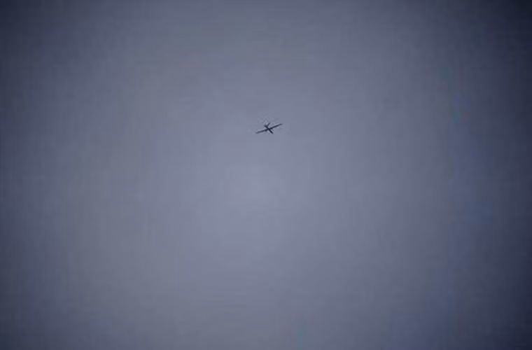 Hình ảnh chứng minh rằng khả năng cao là Iran đã viện trợ cho quân chính phủ Syria loại UAV Shahed-129. Trong ảnh là chiếc UAV có hình dạng giống hệt Shahed-129 ở phía Nam thành phố Aleppo. Đáng lưu ý, Shahed-129 có khả năng mang được bom, tên lửa cỡ nhỏ.