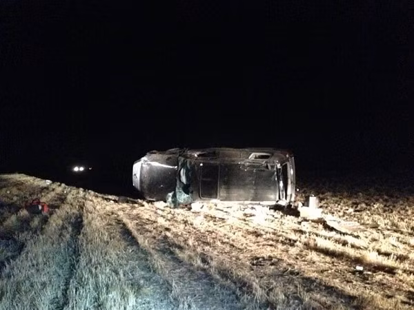 Còn đây là hiện trường vụ tai nạn của ca sĩ Quang Lê vào ngày 13/9/2013. Trên đường trở về sau show diễn tại San Jose, Mỹ, ô tô chở hai ca sĩ Quang Lê và Lam Anh bị đâm.