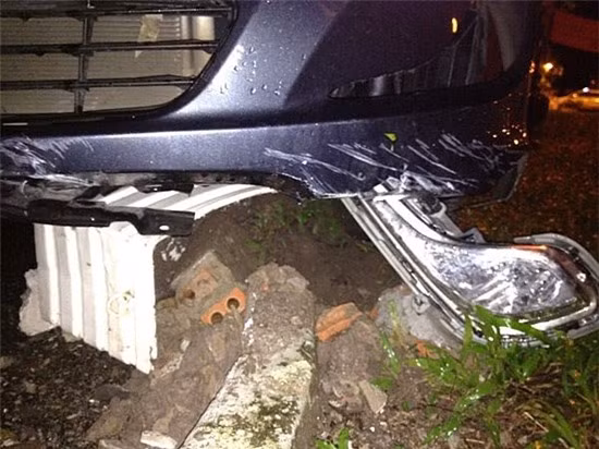 Hiện trường vụ tai nạn của siêu mẫu Kim Dung.