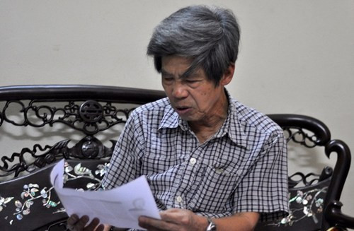 Ông Viễn, bố đẻ chị Huyền.