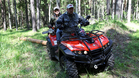 Một trong 2 mẫu xe mô tô địa hình.