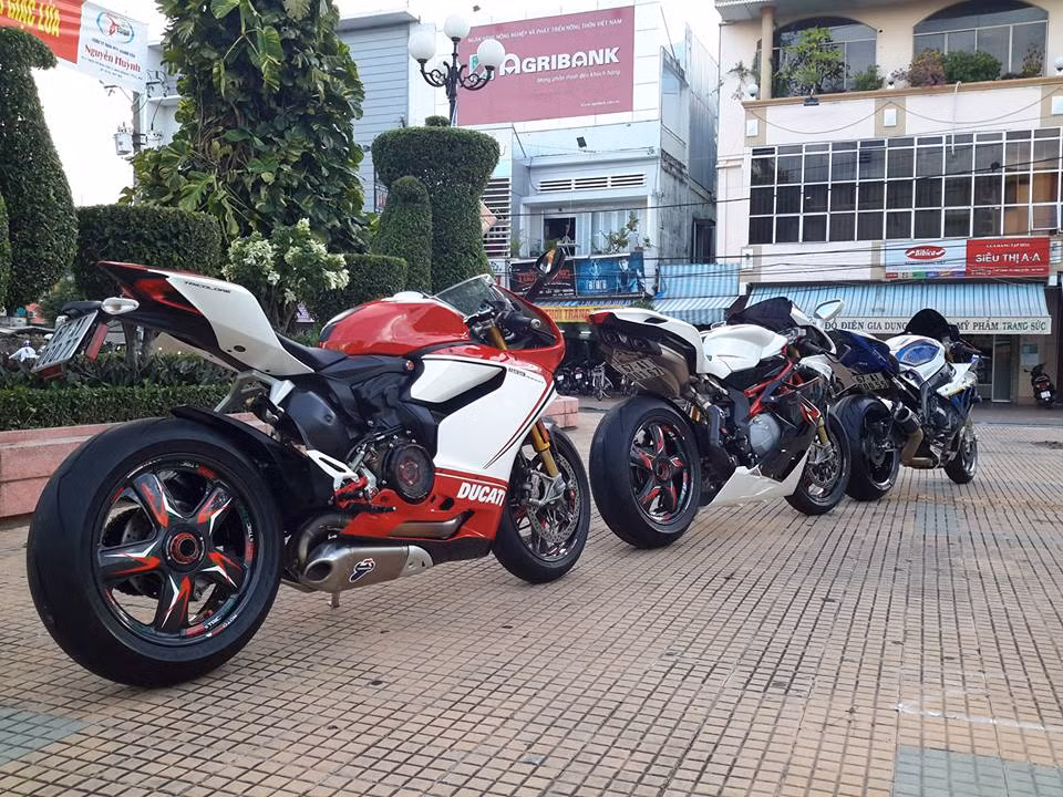 Đội hình của BabySpeed Team.​