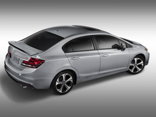 Mẫu xe hứa hẹn bổ sung thêm sự lựa chọn trong năm 2015 cho người tiêu dùng Việt.