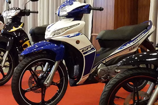 Mẫu xe này sử dụng động cơ 4 thì xi-lanh đơn, 2 van SOHC, dung tích 114cc, cho công suất 7,4 kW và mô-men xoắn cực đại 9,9 Nm, tích hợp công nghệ phun xăng điện tử. Mẫu xe này sử dụng động cơ 4 thì xi-lanh đơn, 2 van SOHC, dung tích 114cc, cho công suất 7,4 kW và mô-men xoắn cực đại 9,9 Nm, tích hợp công nghệ phun xăng điện tử.