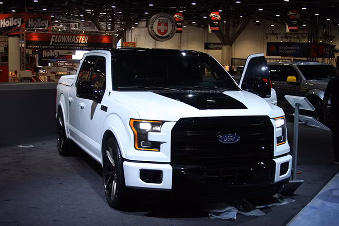 Phiên bản độ ấn tượng của mẫu Ford F-150.