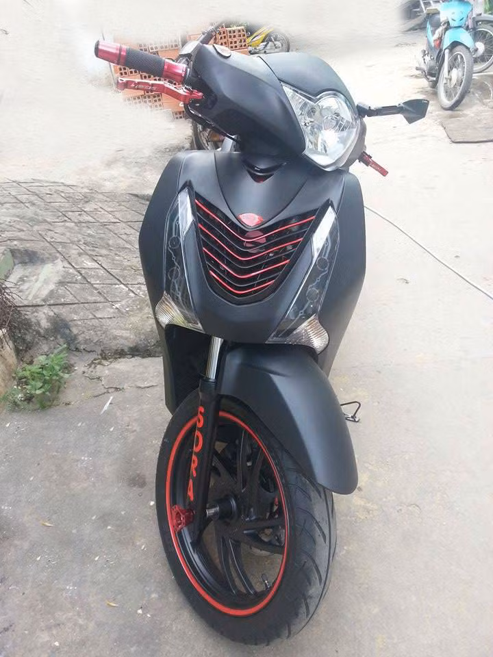 Phần mặt nạ được thay thế với mặt nạ độ của mẫu SH cũ.