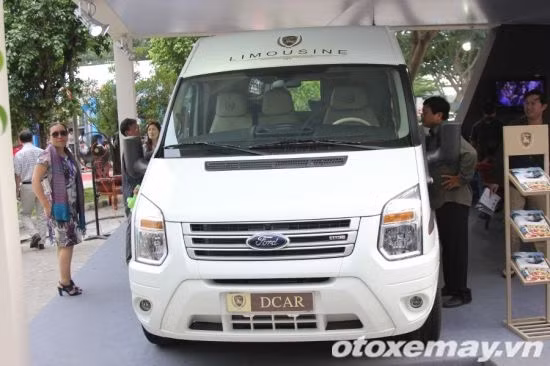 Gói độ thứ hai (Limousine) có giá 1,1 tỷ đồng (đã tính giá xe).