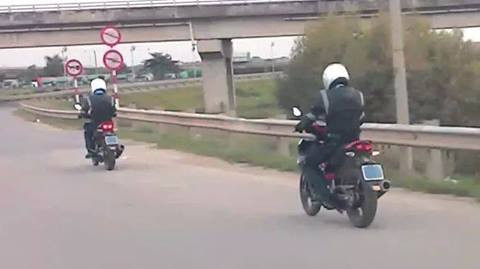 Hình ảnh đầu tiên lộ diện Exciter 150 trên đường chạy thử.