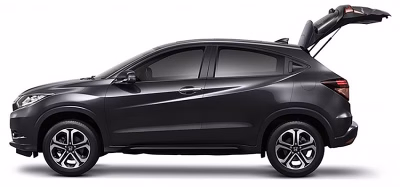 Honda Thái Lan cung cấp thêm gói phụ kiện trang trí chính hãng Modulo cho crossover HR-V bao gồm bodykit toàn thân xe, lưới tản nhiệt kiểu dáng đặc biệt, mâm 18 inch 2 tông màu.