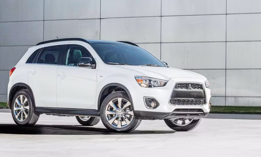 Mitsubishi Outlender Sport dự kiến ra mắt vào cuối tháng 10, là đối thủ cạnh tranh trực tiếp với Honda CR-V và Mazda CX-5.