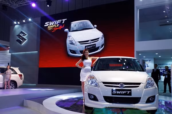 Mặc dù tháng 2/2014, Suzuki Việt Nam tung ra thị trường Swift lắp ráp trong nước với giá bán lẻ 549 triệu đồng/chiếc nhưng sức mua mẫu xe này vẫn không được cải thiện.