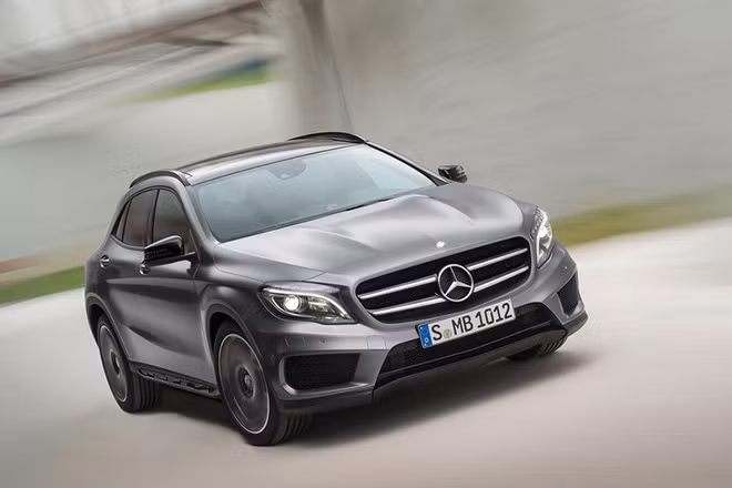 Mercedes GLA 2015 được xem là phiên bản gầm cao của mẫu xe hatchback Mercedes A-Class và là đàn em của mẫu SUV GLK.