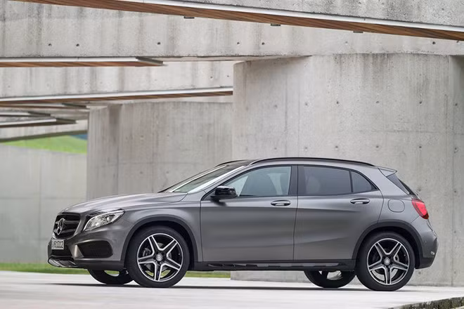 Xe kích thước khá nhỏ gọn với chiều dài 4.417mm, chiều rộng 1.804 mm, chiều cao 1.494 mm. Chiều dài cơ sở ở mức 2.699 mm.