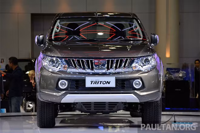 Được phát triển dựa trên mẫu xe GR-HEV Hybrid Sport Utility Truck Concept, Mitsubishi Triton thế hệ mới thay đổi khá nhiều so với phiên bản trước.