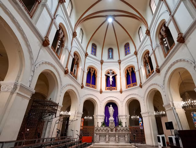 Bí mật 'động trời' nằm dưới nhà thờ Đức Bà Sài Gòn - Hình 5 Bi mat 'dong troi' nam duoi nha tho Duc Ba Sai Gon-Hinh-5