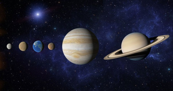 Thomas Willmitch, giám đốc cung thiên văn ở Đại học Illinois, cho biết, sao Thủy và sao Thổ sẽ nằm ở vị trí thấp trên bầu trời. Nằm ở vị trí cao hơn trên đường thẳng là sao Kim, hành tinh sáng nhất trên bầu trời.