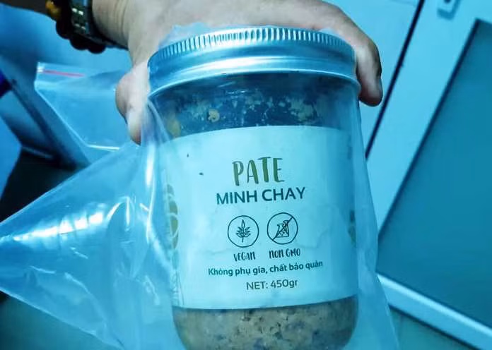 Một ni cô Quảng Nam bị ngộ độc sau khi ăn pate Minh Chay ảnh 2