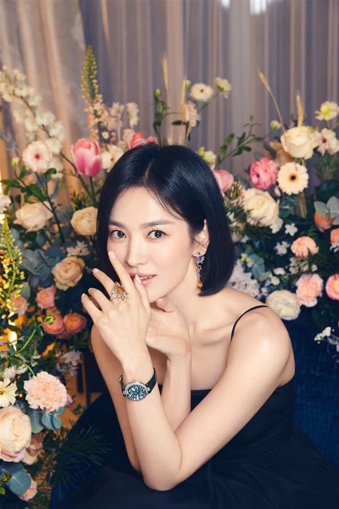 Song Hye Kyo dep rung roi trong bo anh 'danh up' khan gia