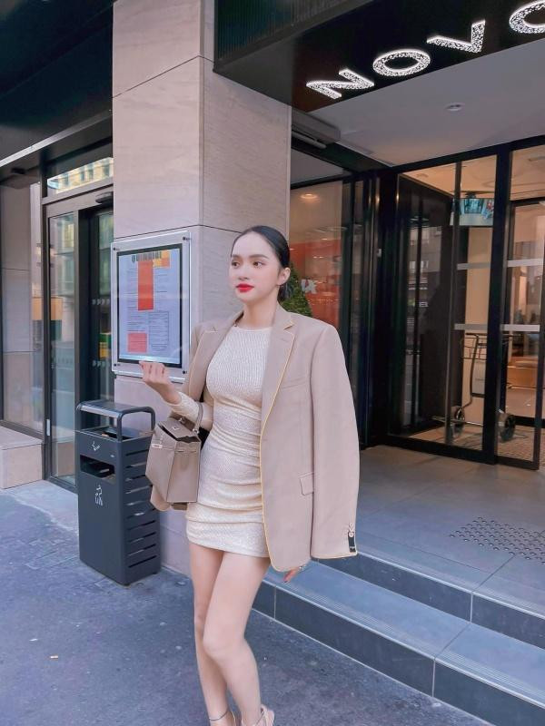 Huong Giang cam tui 600 trieu 'moi trom xoi' khien fan lo nom nop-Hinh-5