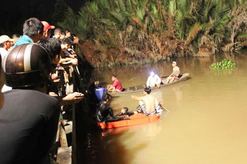 Đến gần 2h rạng sáng nay (16/11), thi thể nữ sinh đã được tìm thấy.