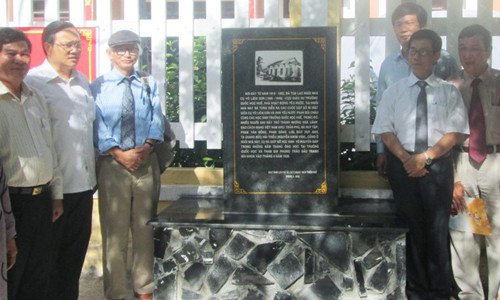 Can dung nguoi thay dang quy cua Dai tuong Vo Nguyen Giap