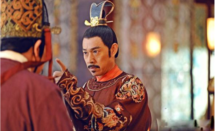 Tai sao Ly The Dan hon 30 tuoi sung ai phu nu 50 tuoi?-Hinh-5