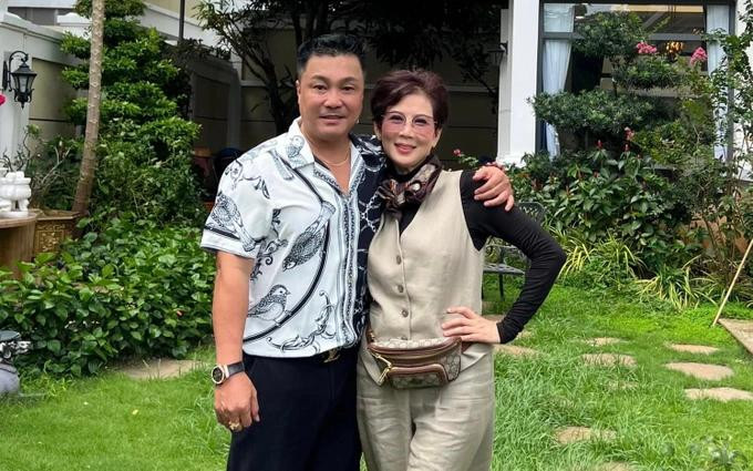 Anh hiem cach day 3 thap ky cua Viet Trinh va Diem Huong 'gay sot'-Hinh-3