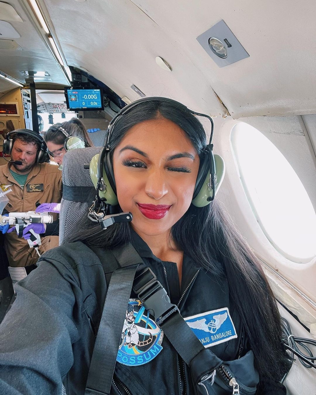 Hoa hau dau tien bay vao khong gian-Hinh-2