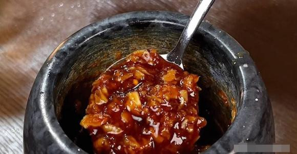 Loai nuoc co the gay ung thu, mot so nguoi van uong hang ngay-Hinh-14