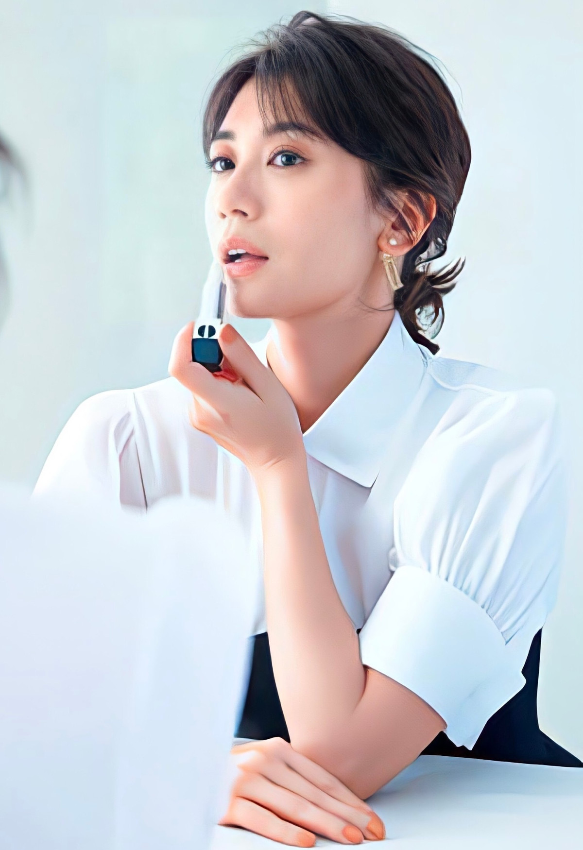 Ve quyen ru cua Gia Tinh Van - doi thu 'dap gio' cua Chi Pu-Hinh-9